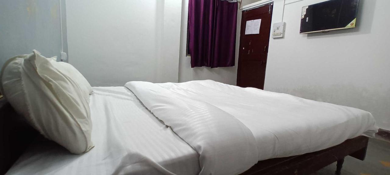 Hotel O Grand Stay Bhopál Kültér fotó